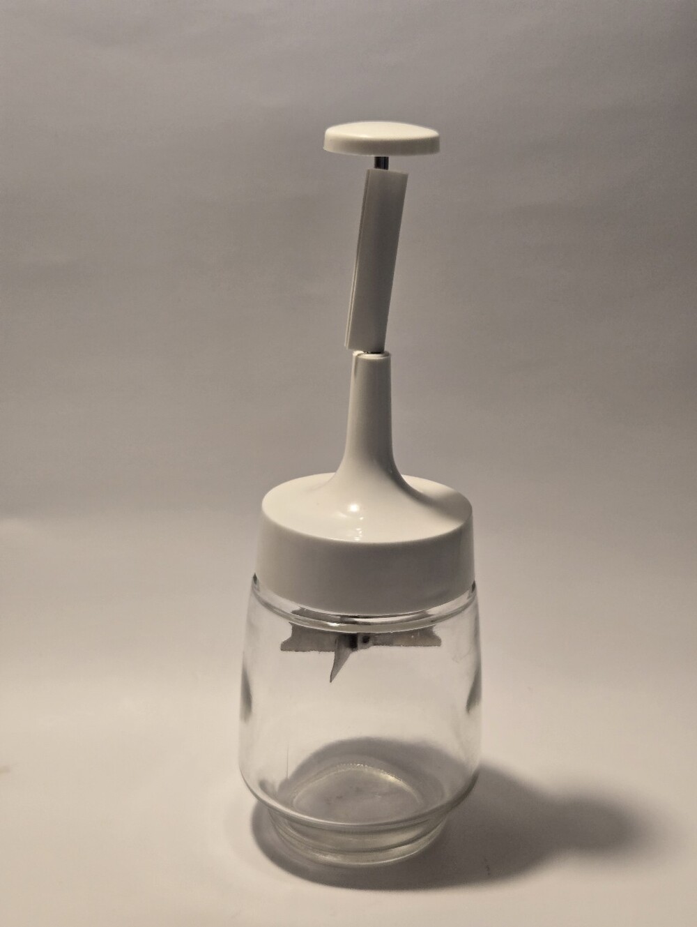 White Manual Food Chopper with Glass Jar